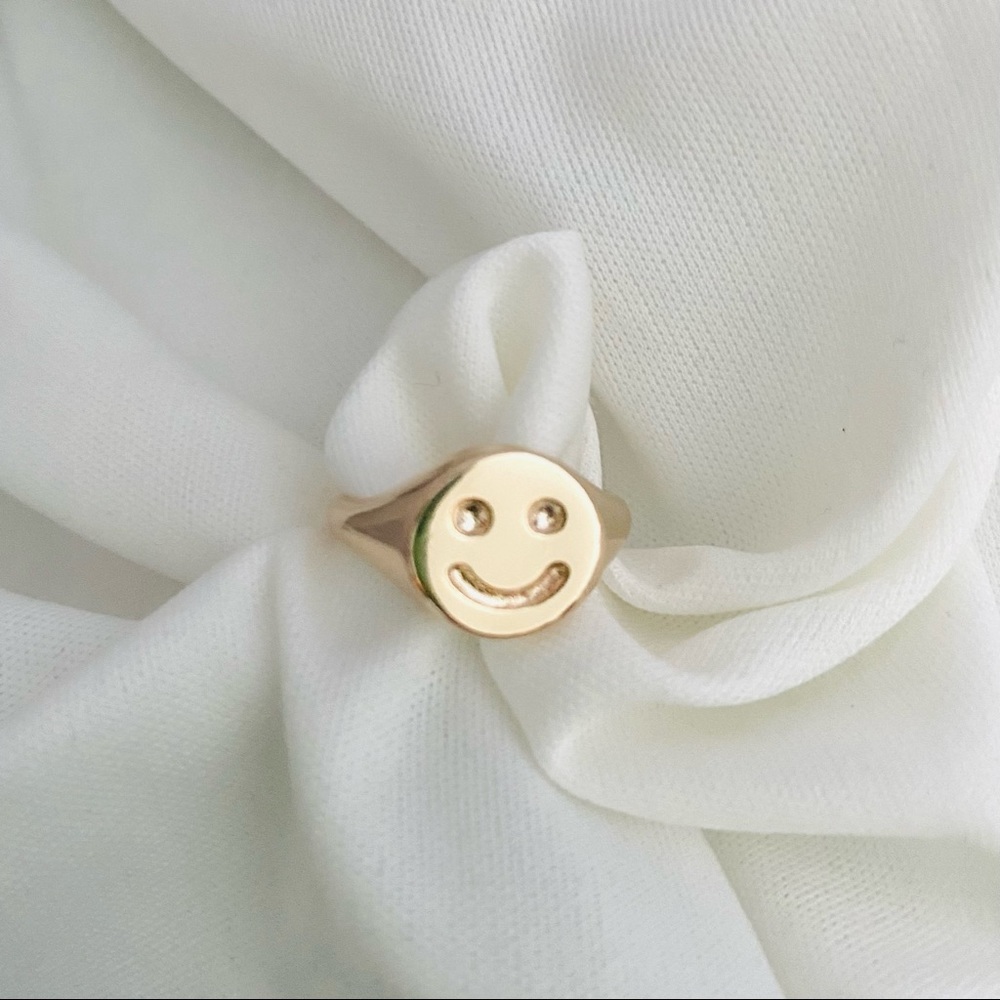 Smiley Face Ring